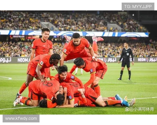 国足世预赛关键战在即新帅战术调整引发球迷热议备战情况成焦点